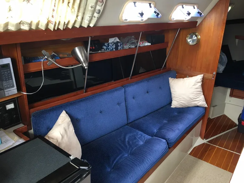 1988 Catalina 34