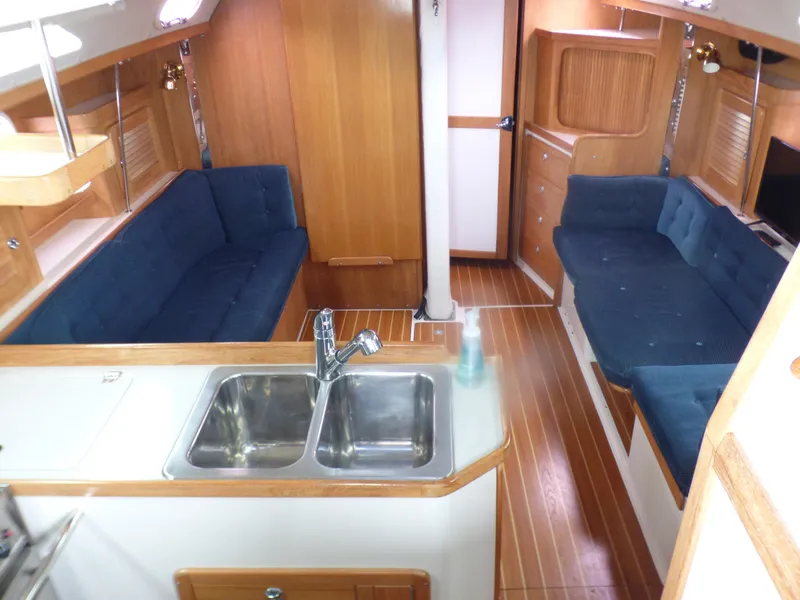 2006 Catalina 36 MkII