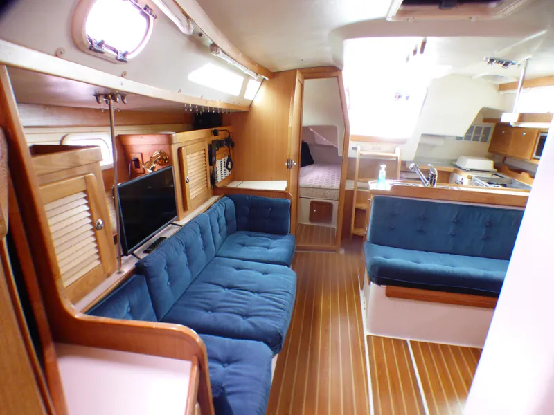 2006 Catalina 36 MkII