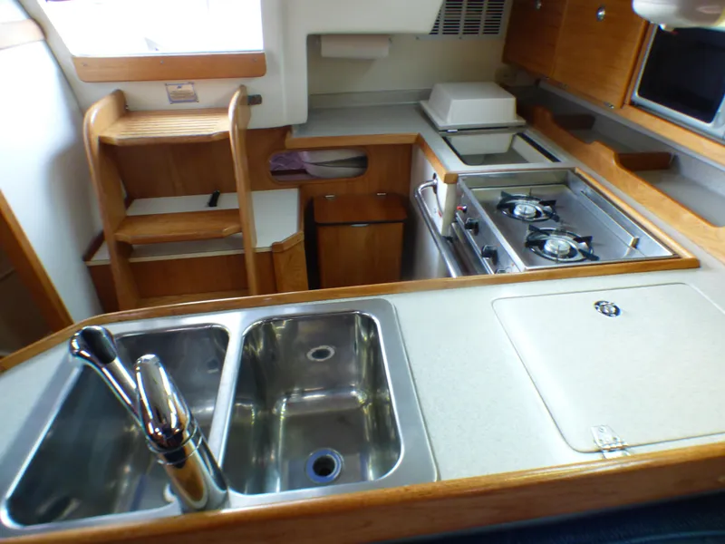 2006 Catalina 36 MkII