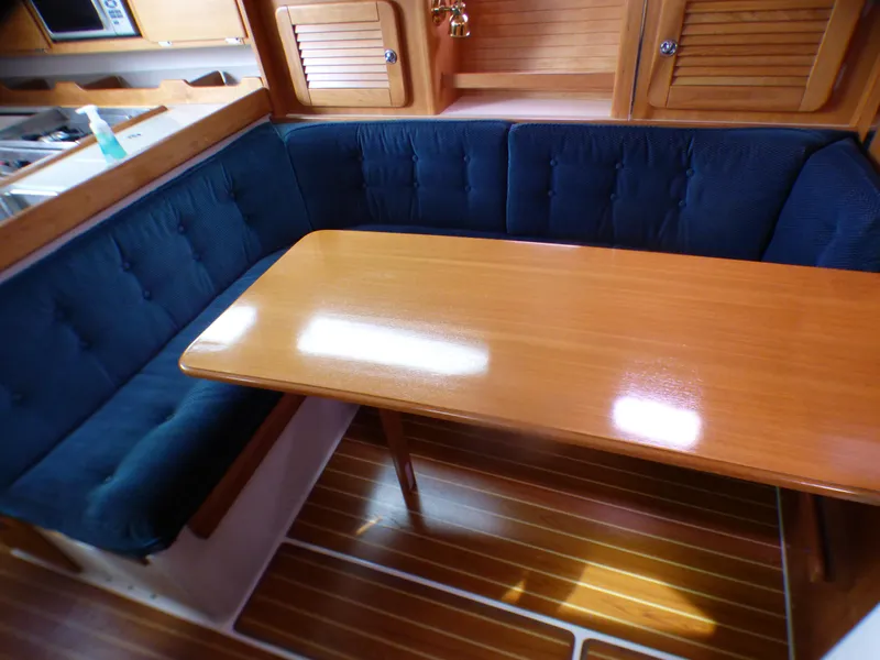2006 Catalina 36 MkII
