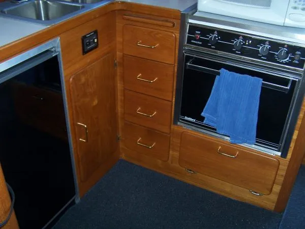 1987 Tollycraft SPORT CRUISER