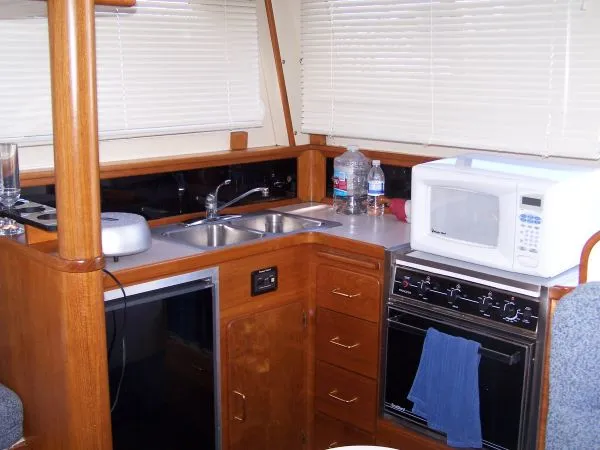 1987 Tollycraft SPORT CRUISER