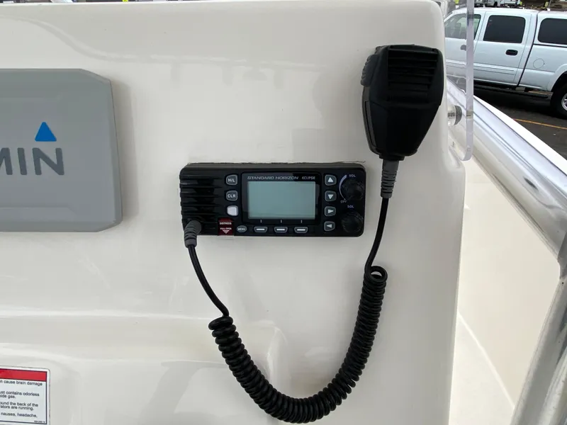2018 Cobia 220