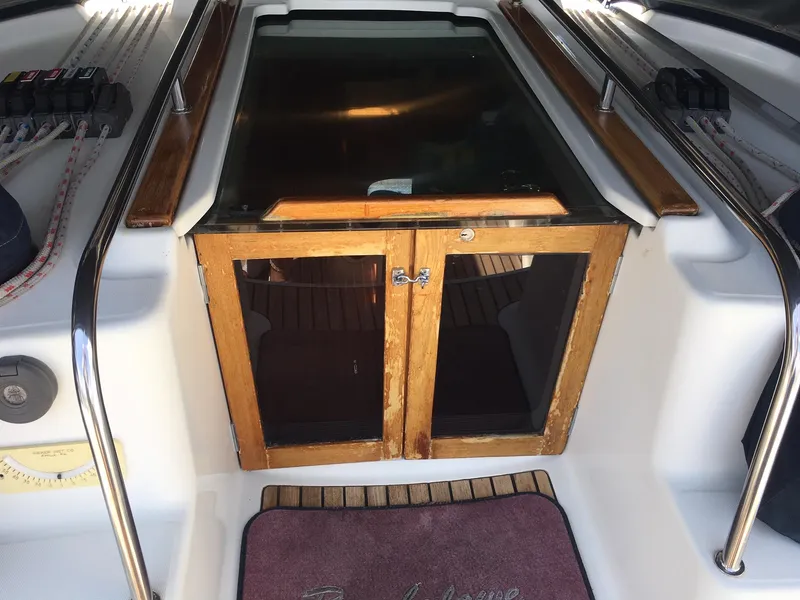 2003 Jeanneau 43DS