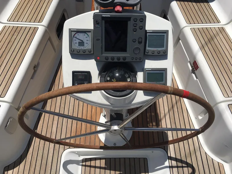 2003 Jeanneau 43DS