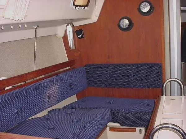 1982 O'Day Sloop