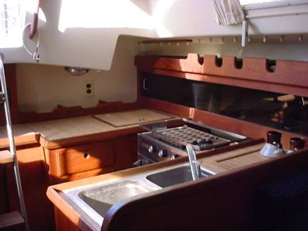 1982 O'Day Sloop