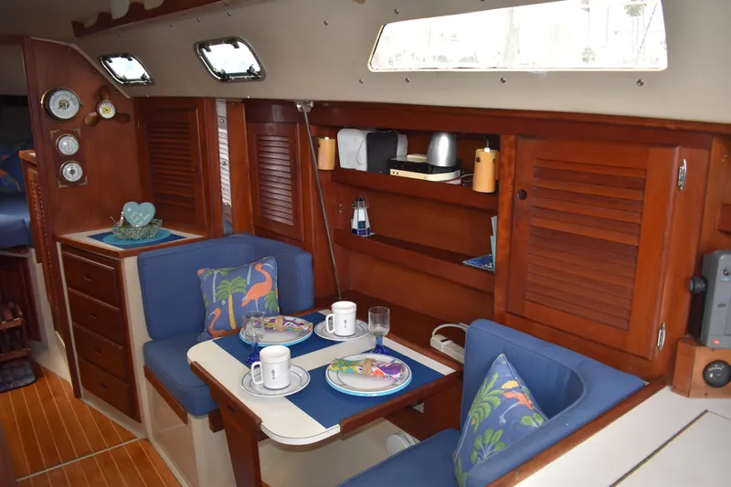 1989 Catalina 36