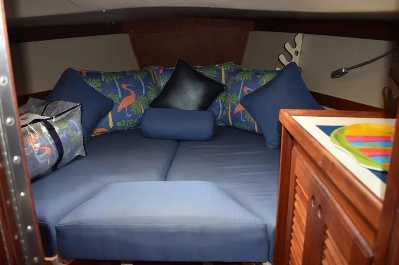 1989 Catalina 36
