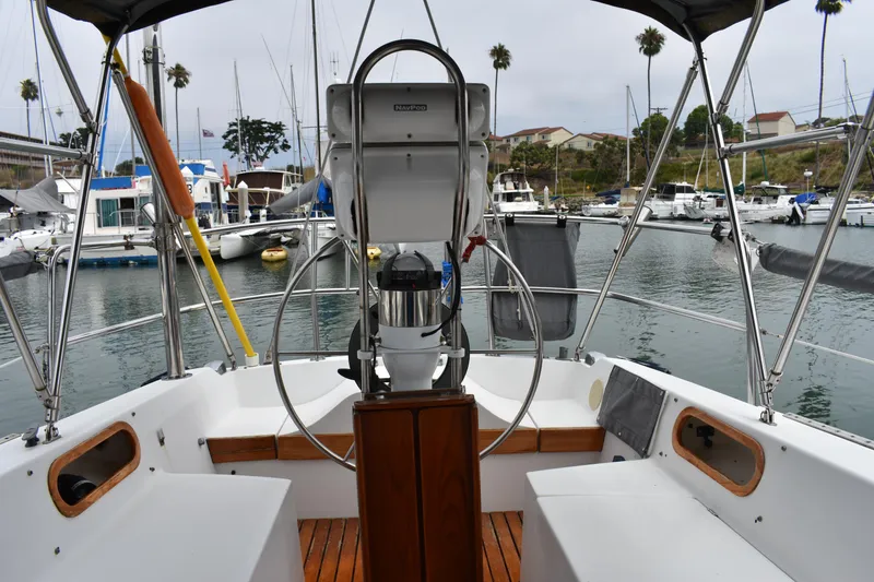 1989 Catalina 36