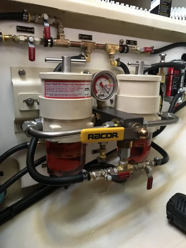 1990 Pacific Seacraft Crealock 37 Cutter
