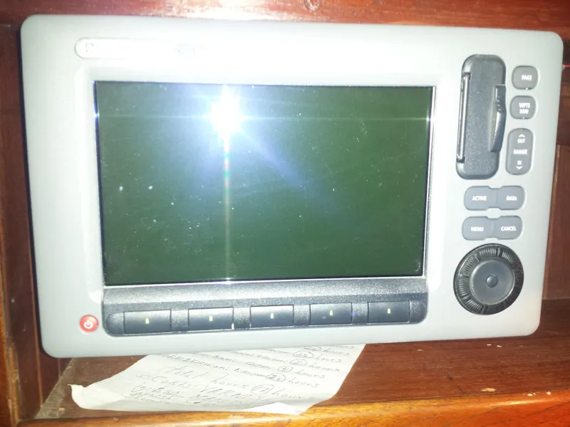 Nav. Station,Raymarine Radar/G.P.S. Plotter
