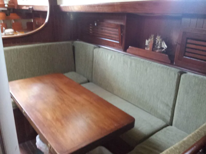 Dinette Seating