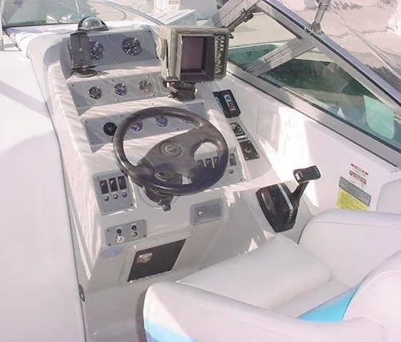 1993 Chaparral Signature 27 w/trailer