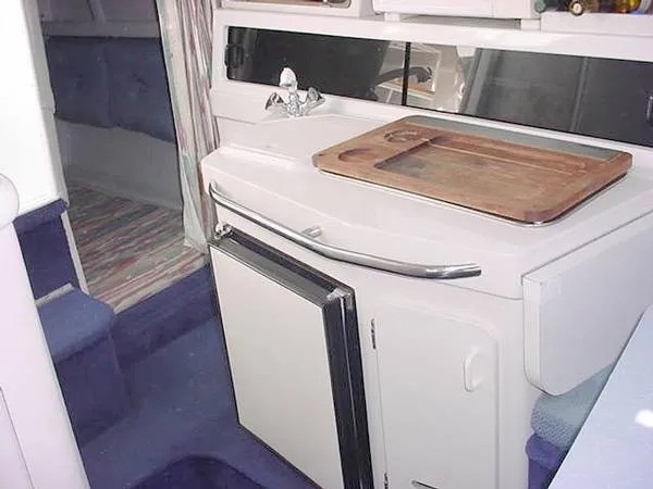 1993 Chaparral Signature 27 w/trailer
