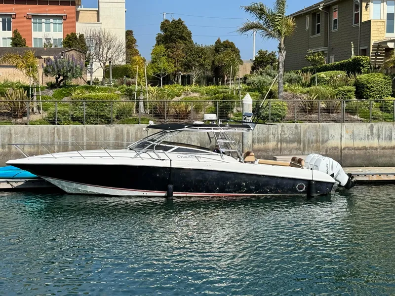 2007 Fountain 38 LX
