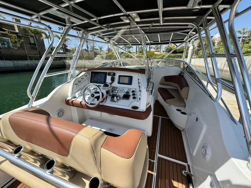 2007 Fountain 38 LX