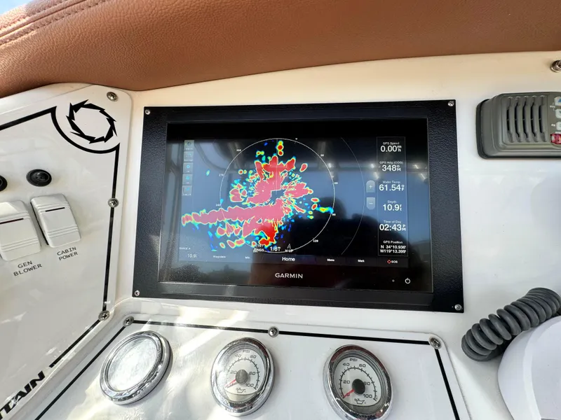 2007 Fountain 38 LX