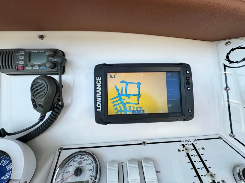 2007 Fountain 38 LX
