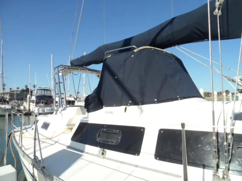 1990 Hunter Passage 42