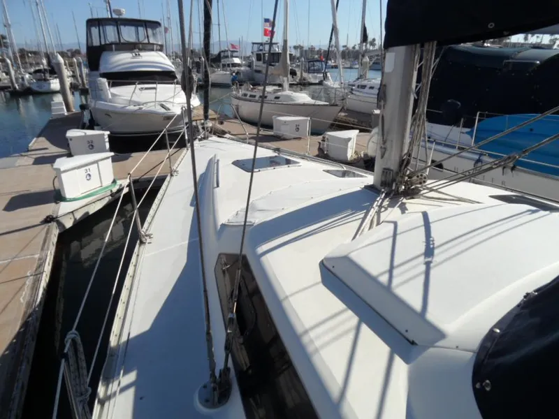 1990 Hunter Passage 42