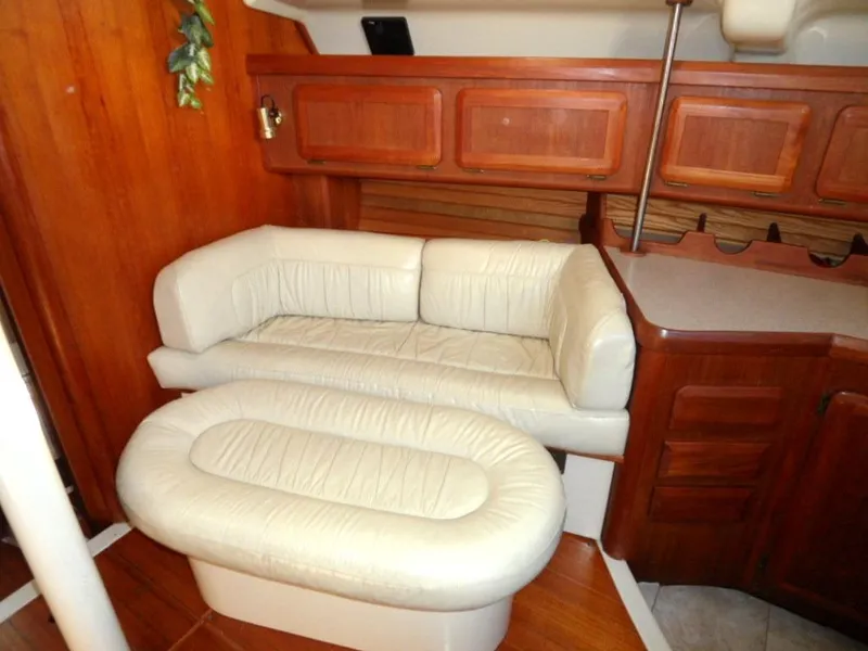 1990 Hunter Passage 42