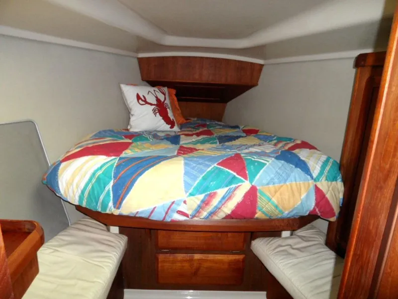 1990 Hunter Passage 42