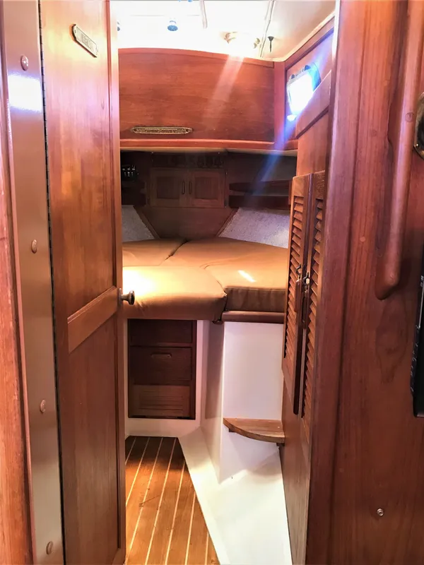 1989 Pacific Seacraft 34