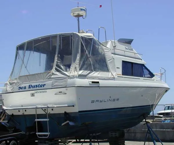 1991 Bayliner Cierra 2556 Convertible