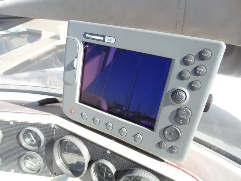 1989 Sea Ray 300 Sedan Bridge