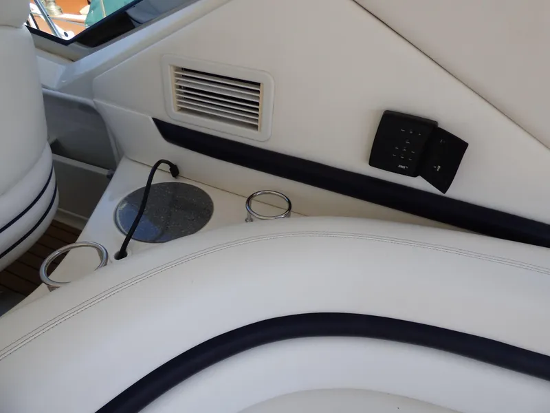 2007 Sea Ray 440 Sundancer