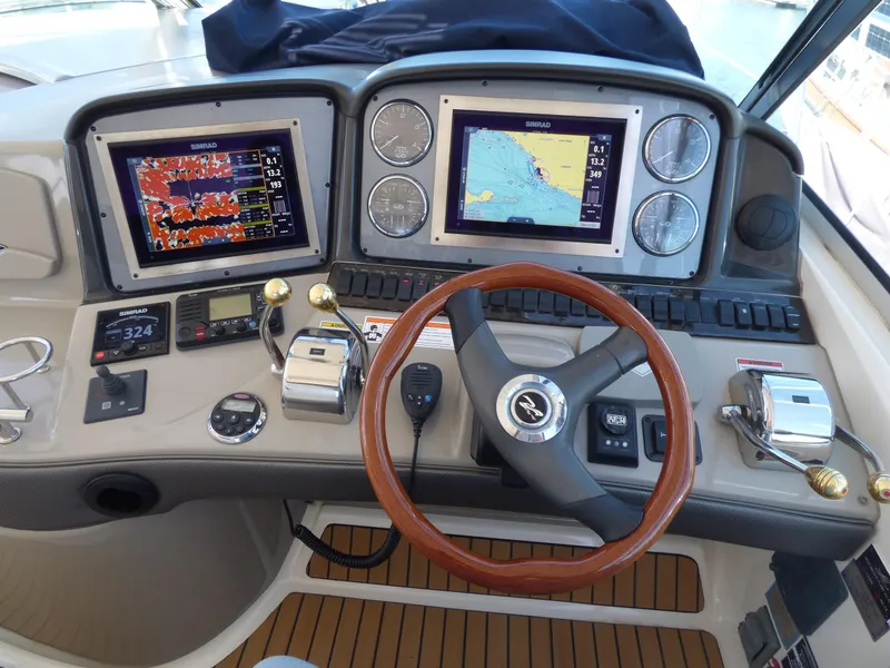 2007 Sea Ray 440 Sundancer