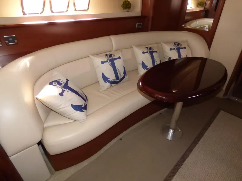 2007 Sea Ray 440 Sundancer