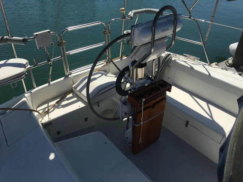2001 Catalina 34 MkII