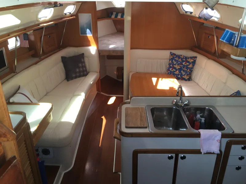 2001 Catalina 34 MkII