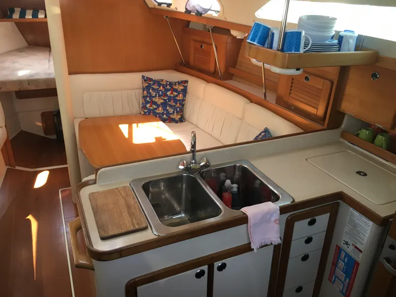 2001 Catalina 34 MkII