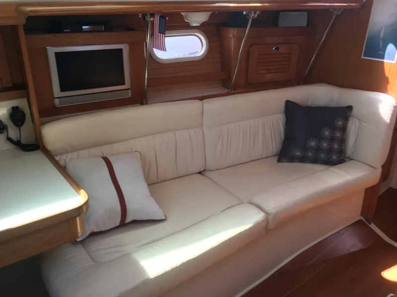 2001 Catalina 34 MkII