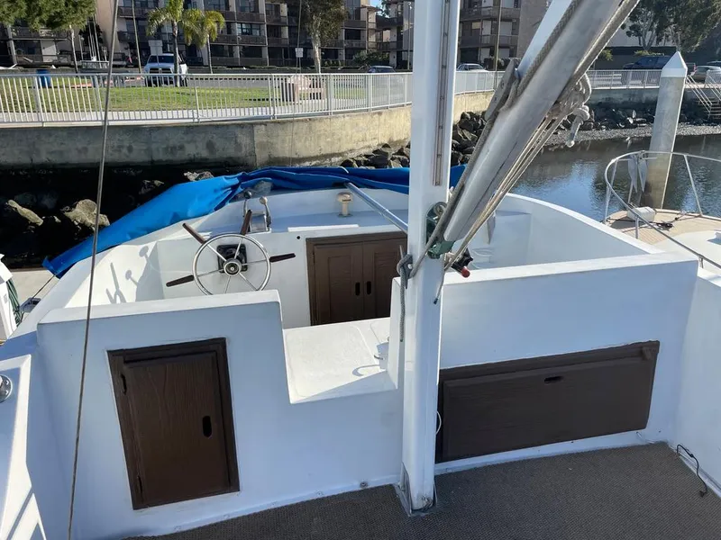 1977 Willard Marine Nomad 30