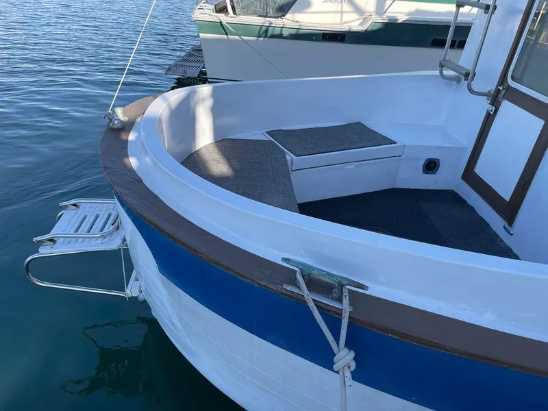 1977 Willard Marine Nomad 30