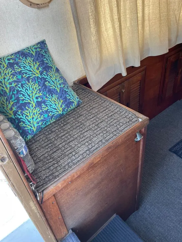 1977 Willard Marine Nomad 30