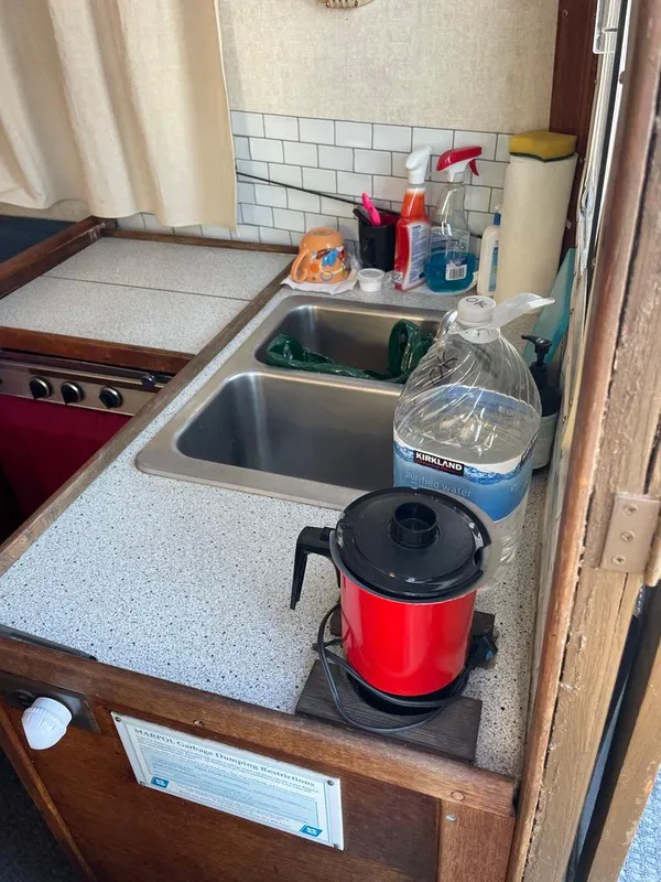 1977 Willard Marine Nomad 30