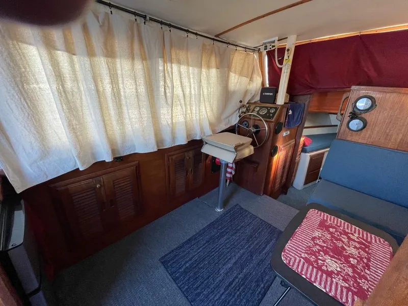 1977 Willard Marine Nomad 30