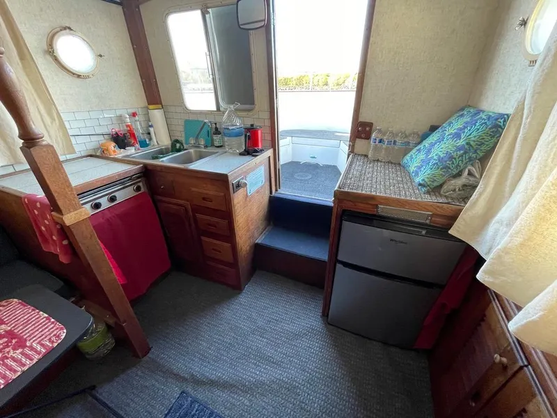 1977 Willard Marine Nomad 30