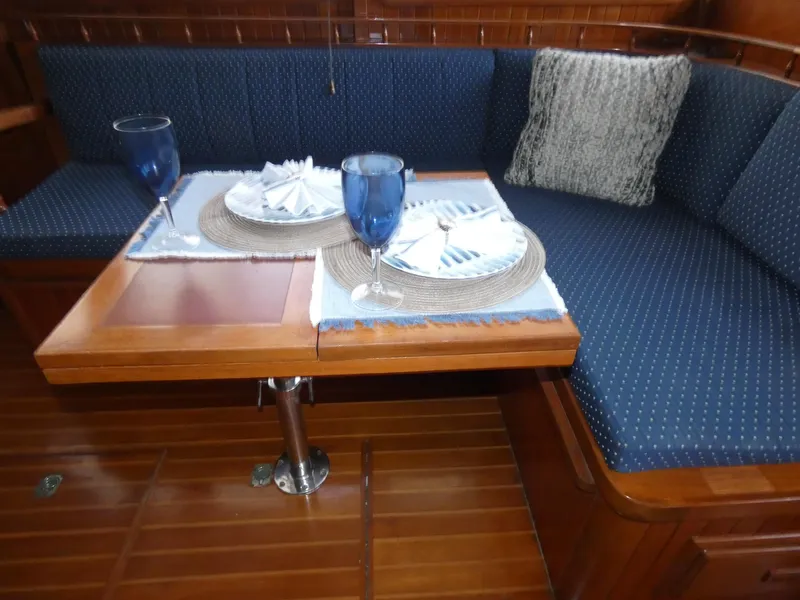 1983 Cheer Men PT 38 Trawler