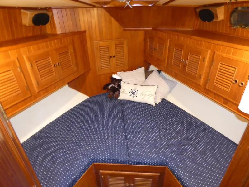 1983 Cheer Men PT 38 Trawler