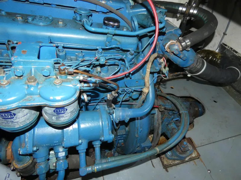 1983 Cheer Men PT 38 Trawler