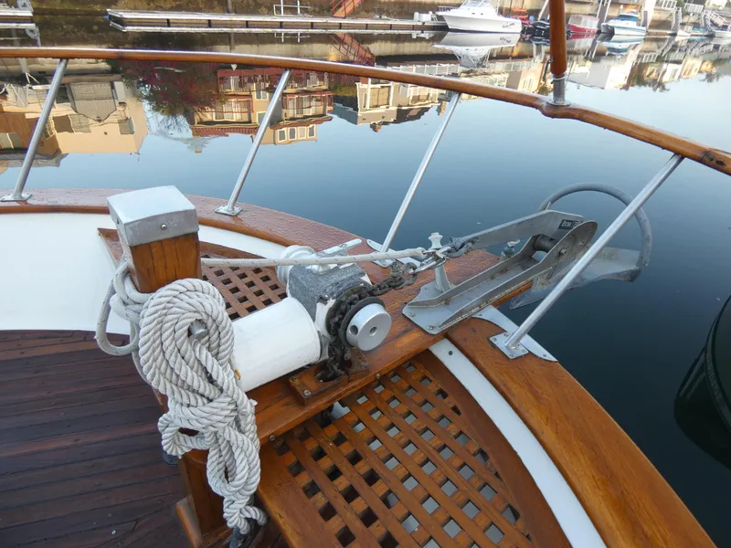 1983 Cheer Men PT 38 Trawler