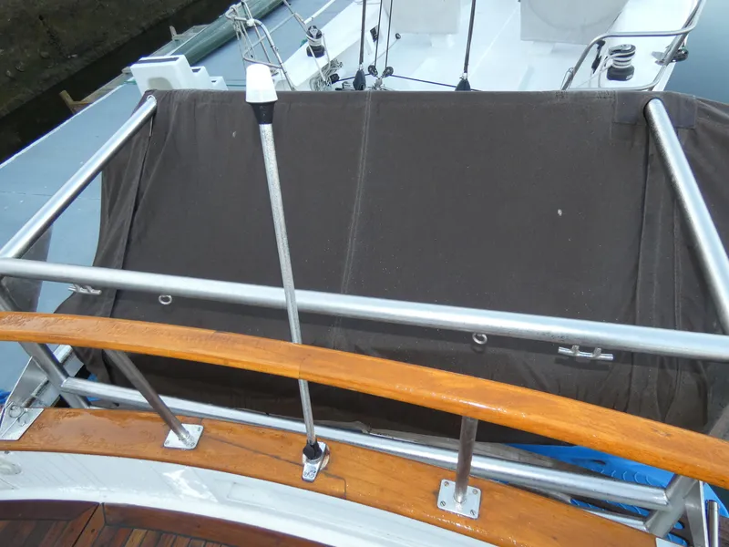 1983 Cheer Men PT 38 Trawler