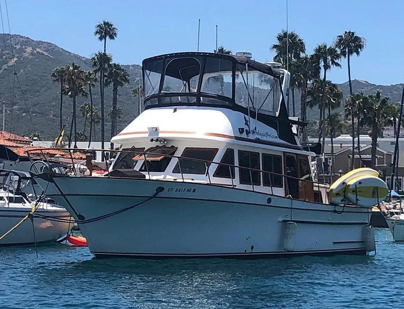 1983 Cheer Men PT 38 Trawler